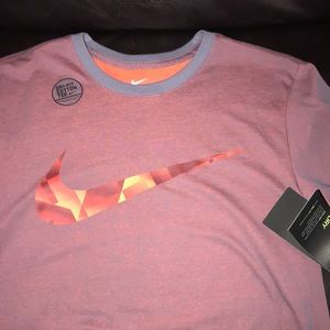 Selling a grey/orange Nike cotton dri-fit shirt